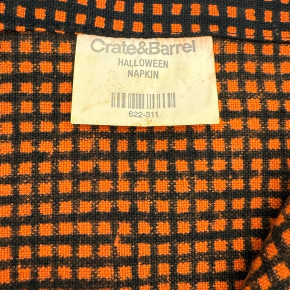 Crate & Barrel 2Pc Spooky Cat Halloween Patterned Napkins - Picture 5 of 5